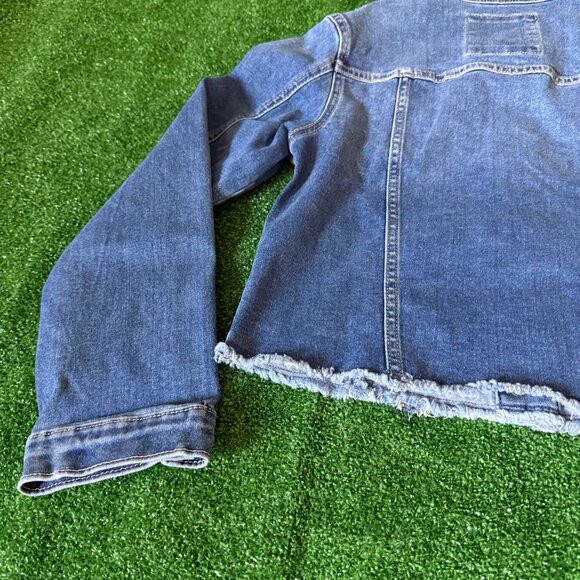 SO Raw Hem Classic Trucker Denim Blue Jeans Timeless Jacket Size L (10/12) - Picture 11 of 12
